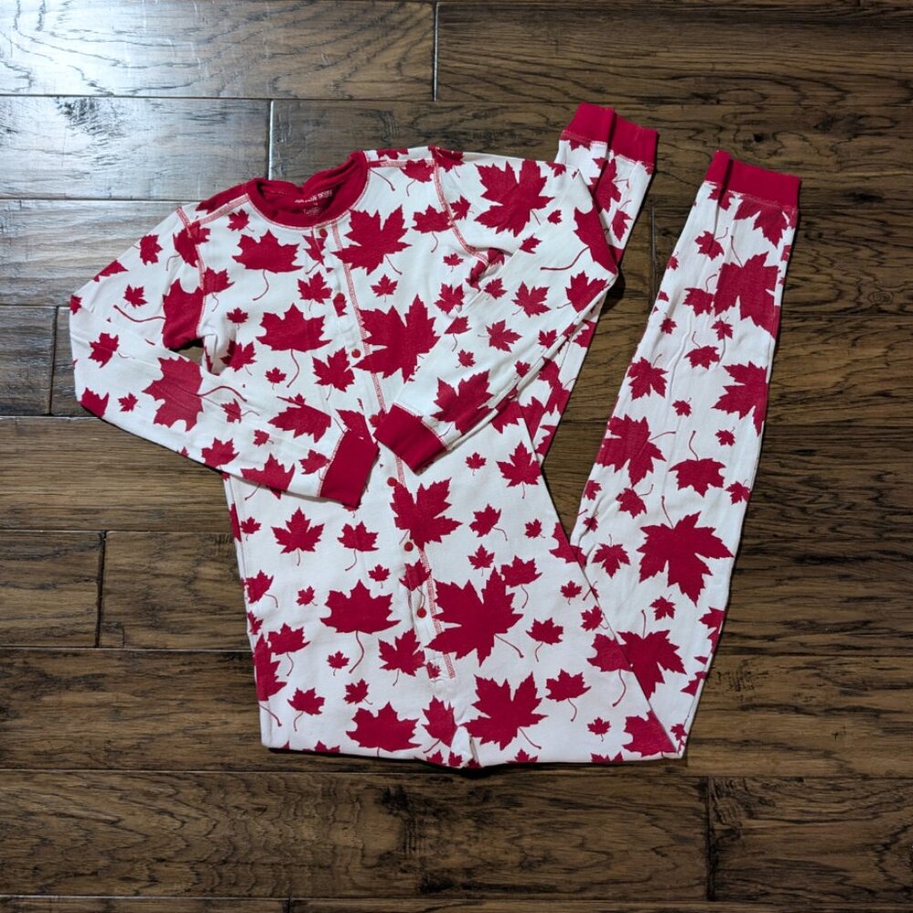 Kids Hatley little Blue House onesie union suit pajamas Canada red size 14